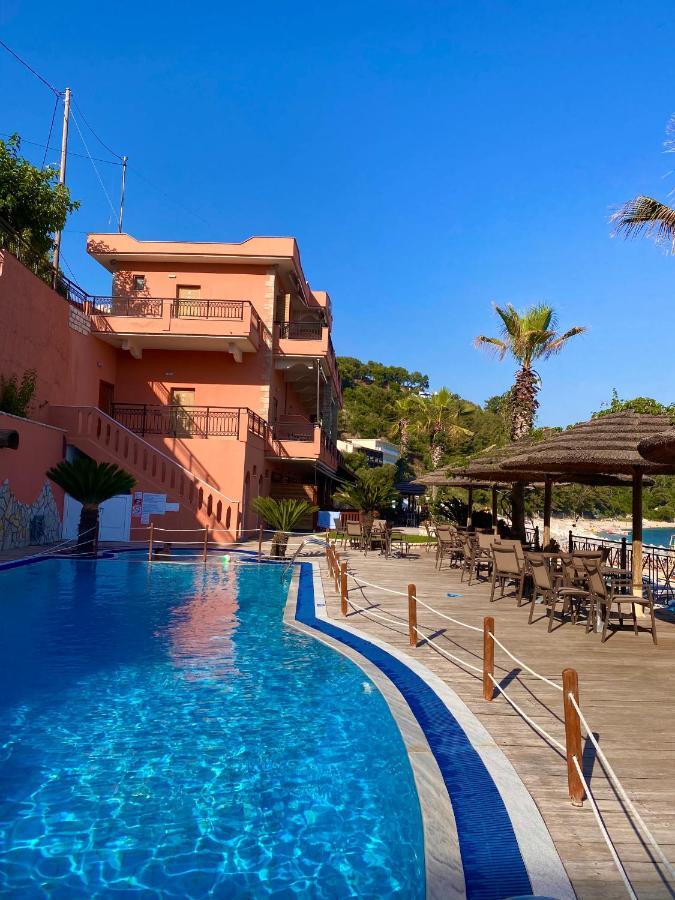 Vekios Club Aparthotel Parga Esterno foto