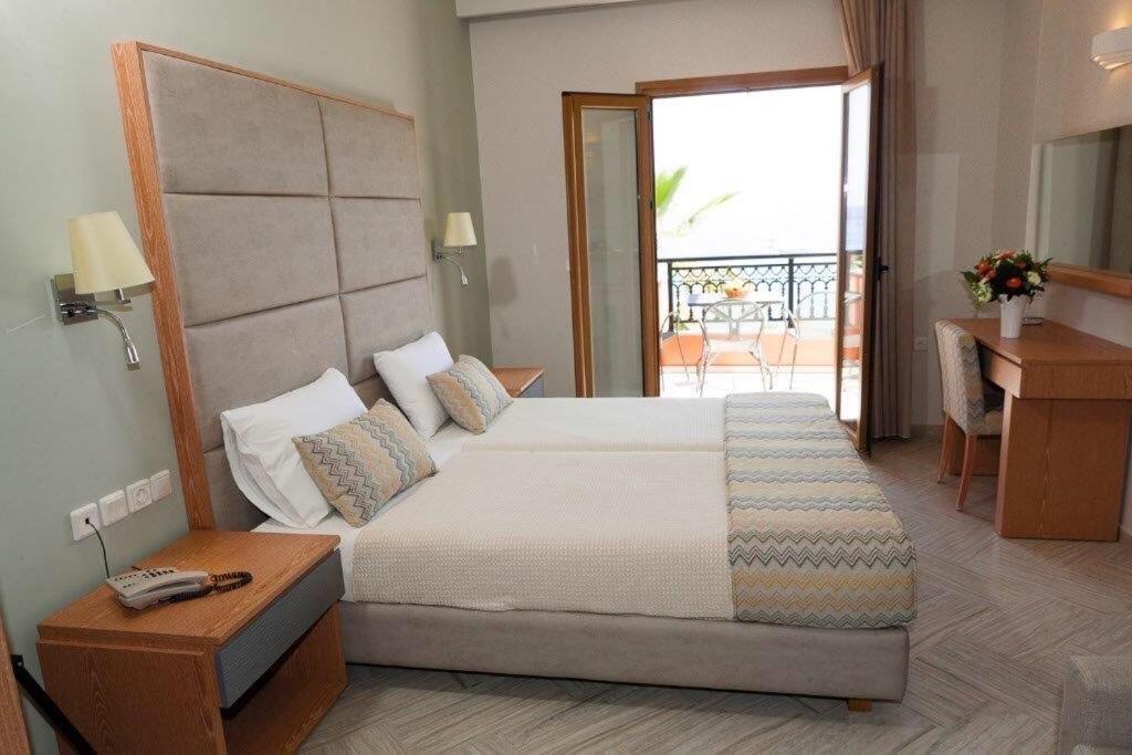 Vekios Club Aparthotel Parga Esterno foto